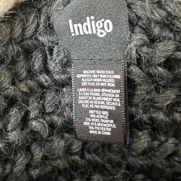 Indigo Faux Fur Cowl Scarf Fall & Winter  Fashion - Picture 3 of 4